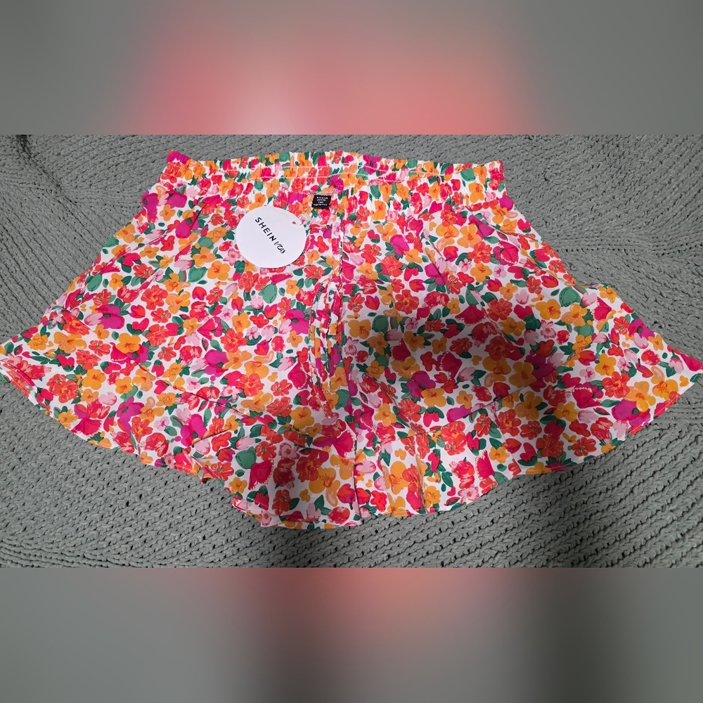 SHEIN Multicolor Floral Shorts